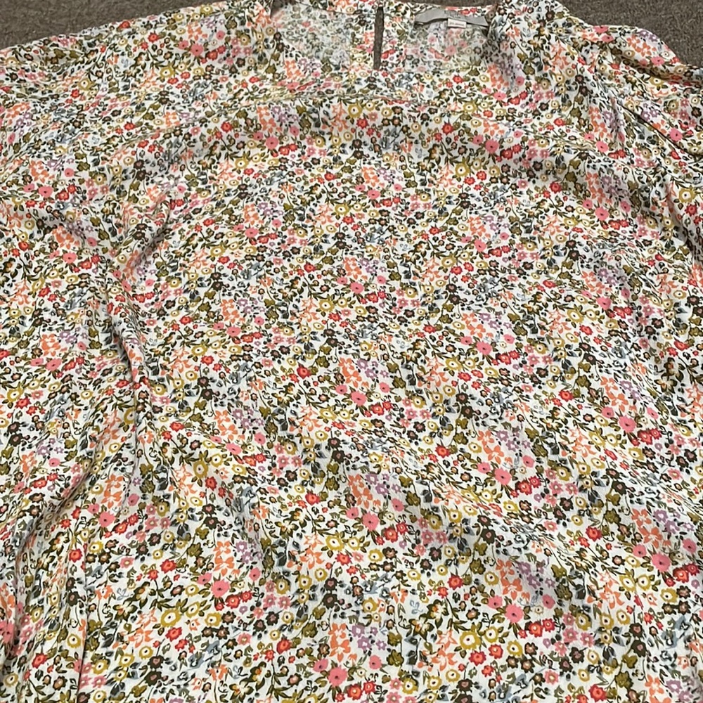 Flowered cream blouse brand new never worn